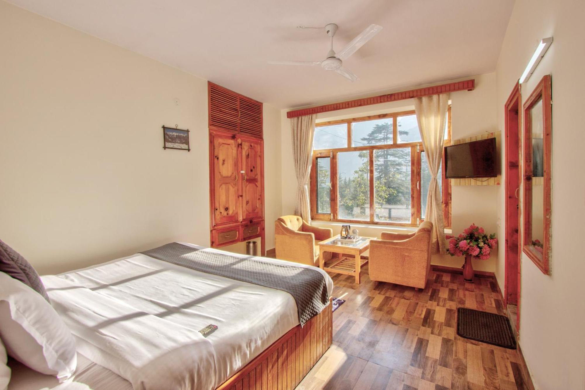 White Mountain Hotel Manāli Eksteriør billede